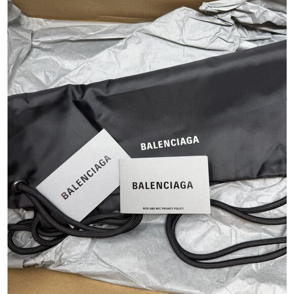Balenciaga Runner Sneaker Matte Black main image 7